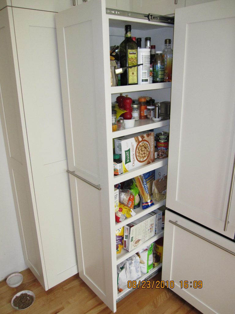 pull-out pantry